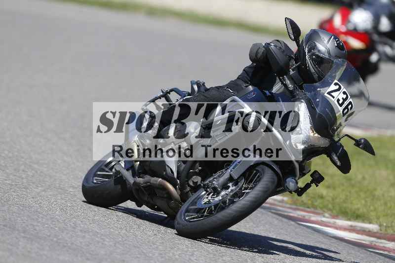 /43 08.08.2025 Discover the Bike ADR/Bike 1 gruen/236